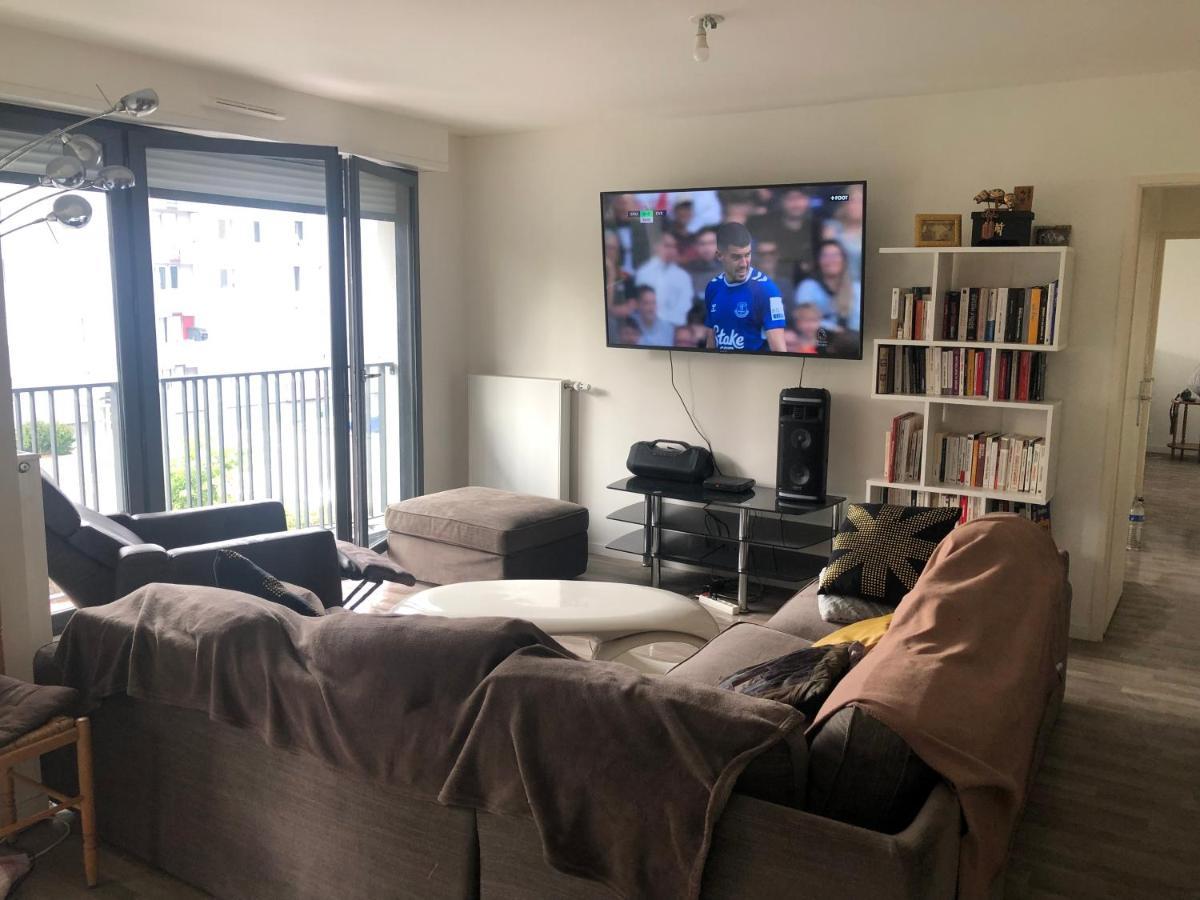 Grande Chambre 14 M2 Avec Salle De Bain Privative A Nanterre Prefecture Proche La Defense Arena Campus Sncf Et Paris Zewnętrze zdjęcie