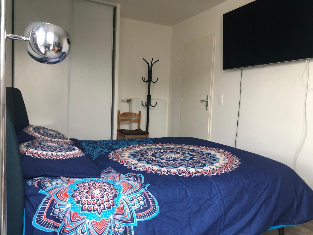 Grande Chambre 14 M2 Avec Salle De Bain Privative A Nanterre Prefecture Proche La Defense Arena Campus Sncf Et Paris Zewnętrze zdjęcie