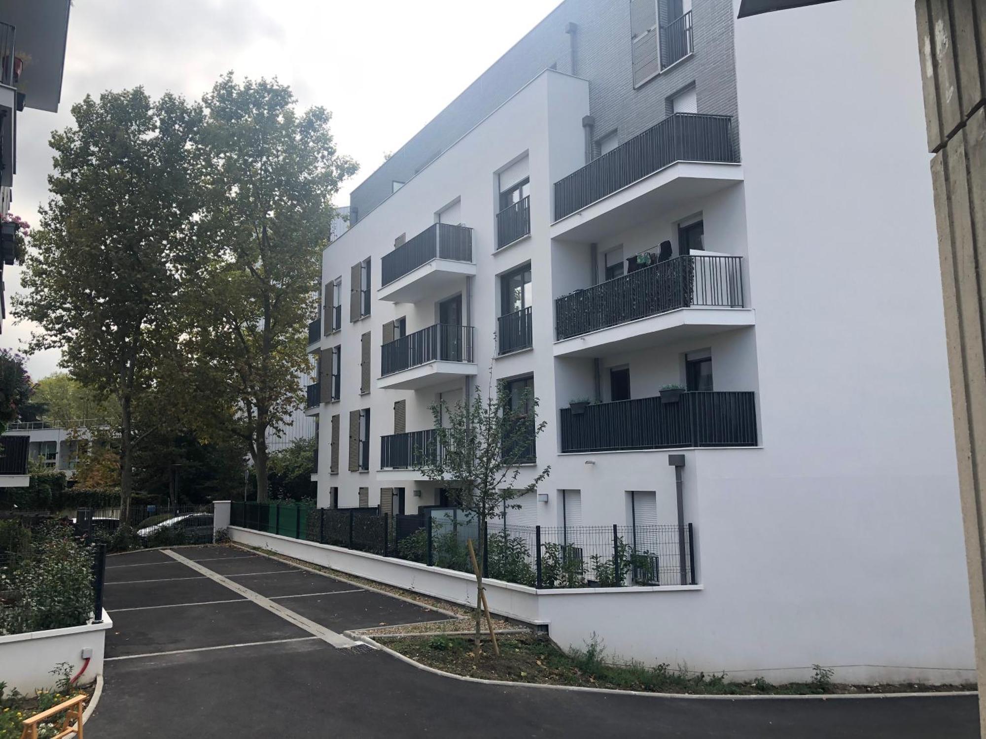 Grande Chambre 14 M2 Avec Salle De Bain Privative A Nanterre Prefecture Proche La Defense Arena Campus Sncf Et Paris Zewnętrze zdjęcie